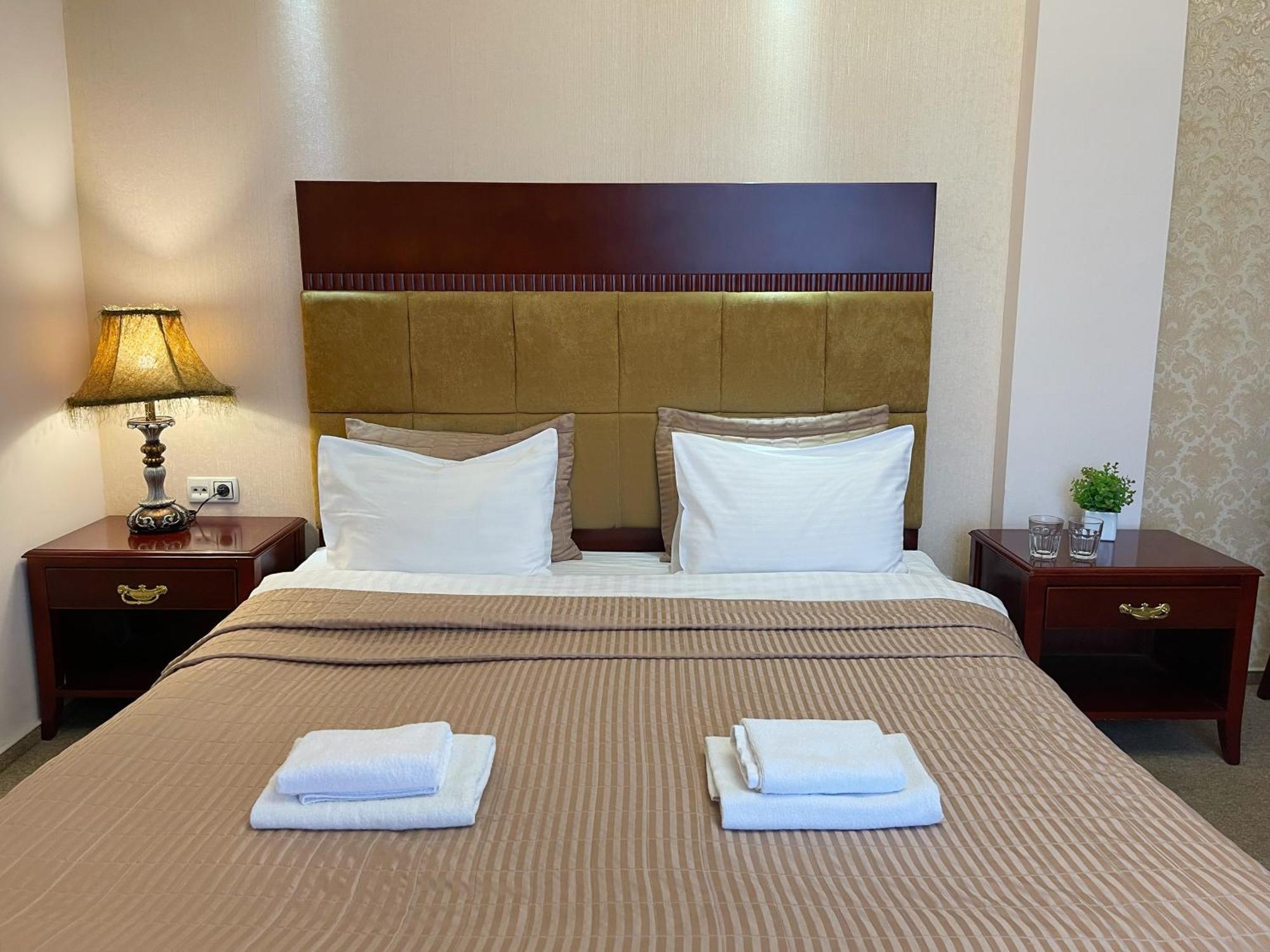 Hotel Київські Ночі Zewnętrze zdjęcie